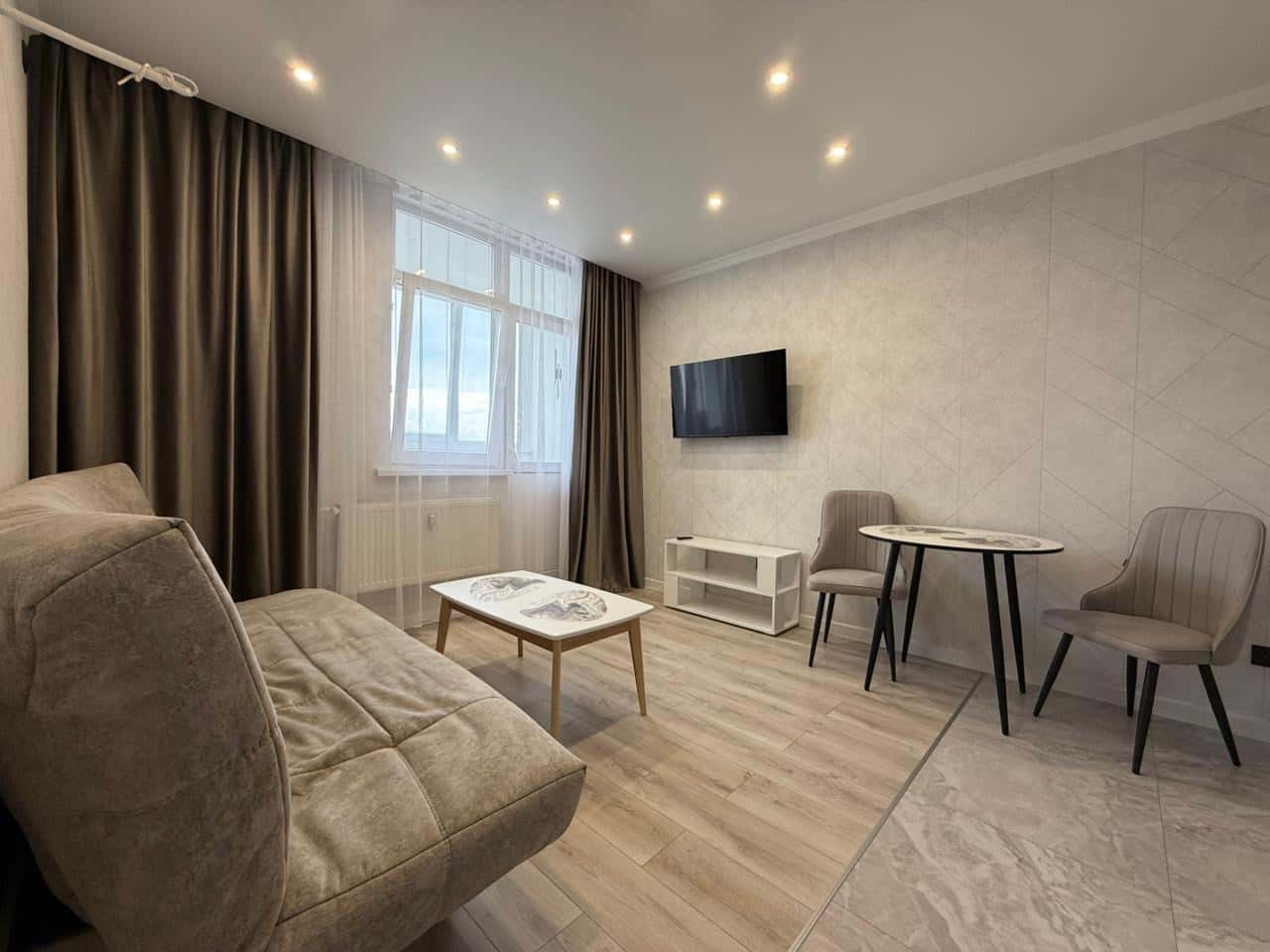 2-комнатная квартира посуточно, Оренбург, ул. Чкалова, 32а 7