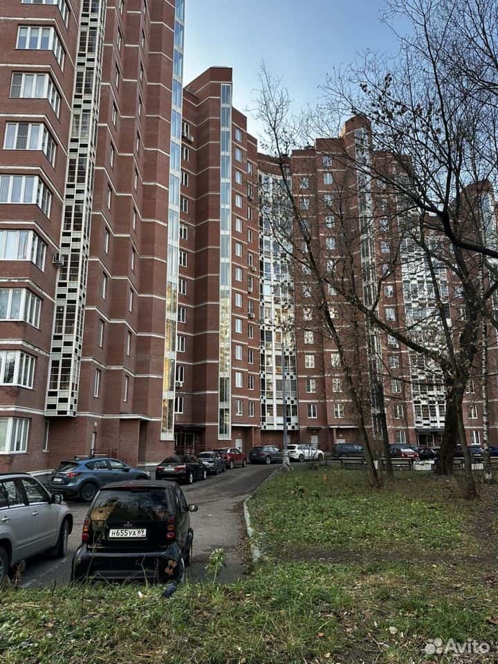 1-комнатная квартира посуточно, Москва, Истринская ул., 5 5