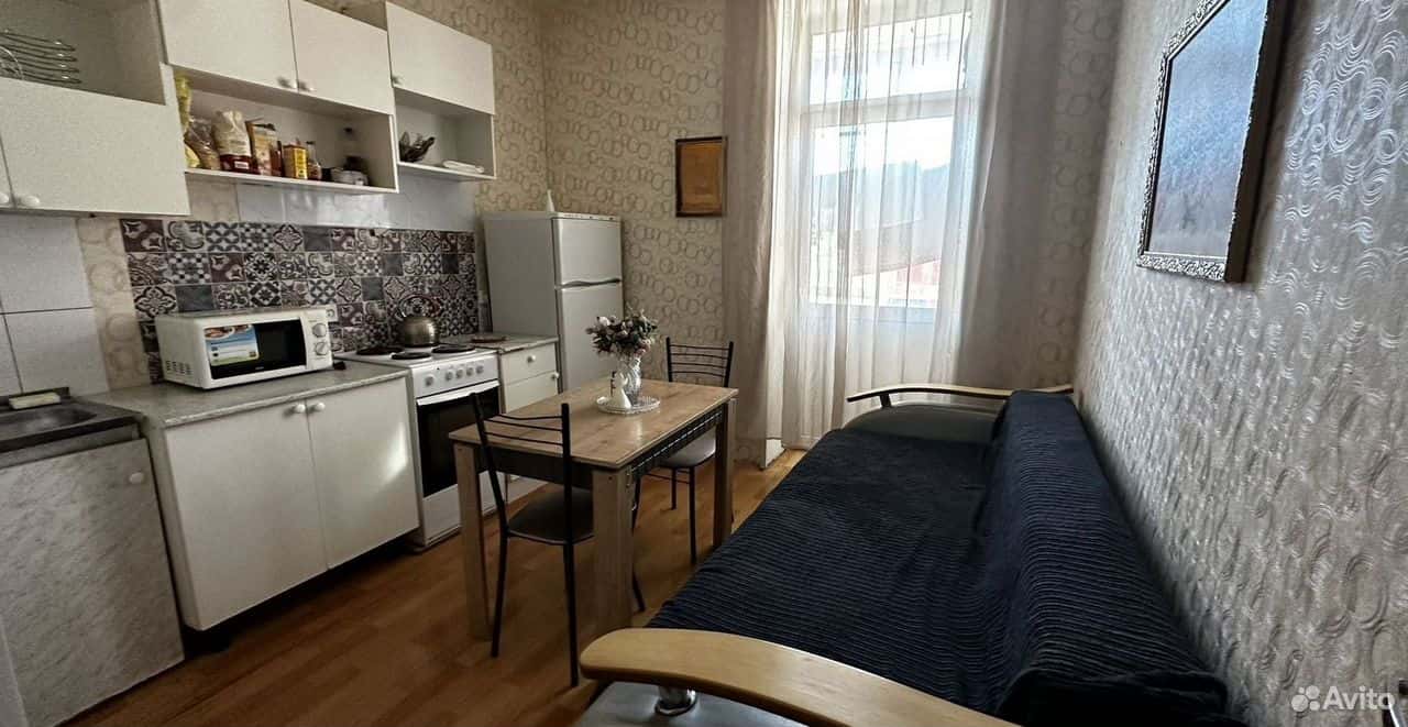 1-комнатная квартира посуточно, Москва, Истринская ул., 5 8