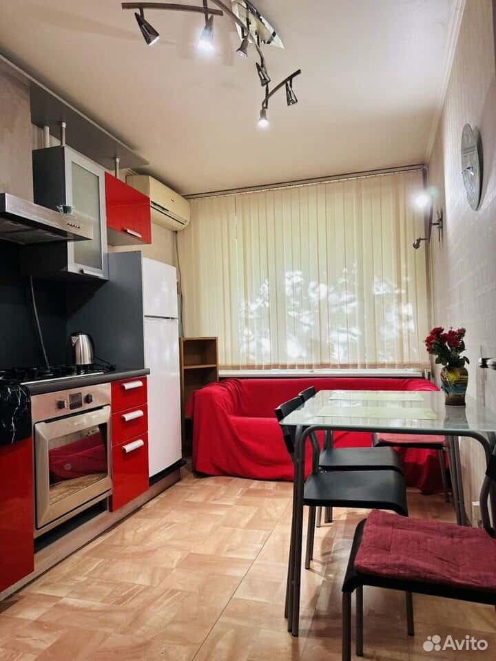 1-комнатная квартира посуточно, Москва, Мишина ул., 4 7