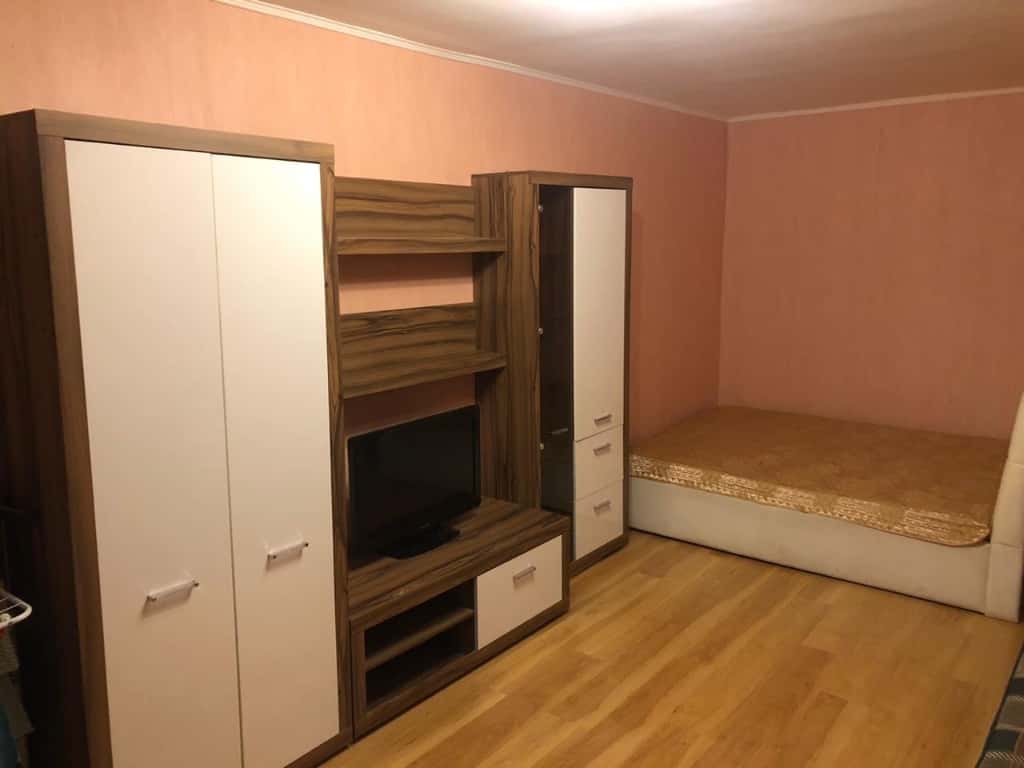 1-комнатная квартира посуточно, Тула, ул. Революции, 10 2