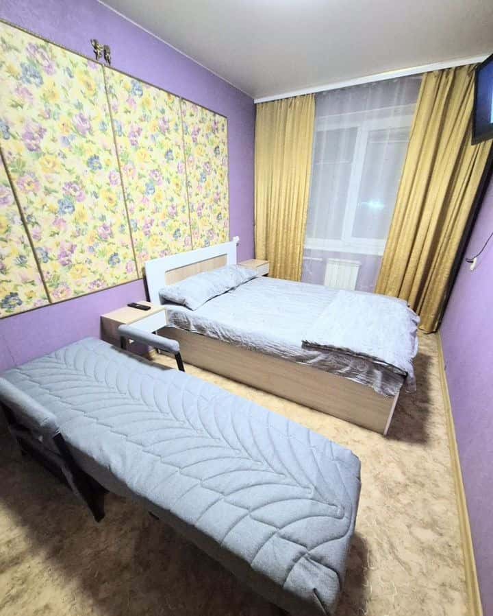 3-комнатная квартира посуточно, Омск, ул. Взлётная, 7 2