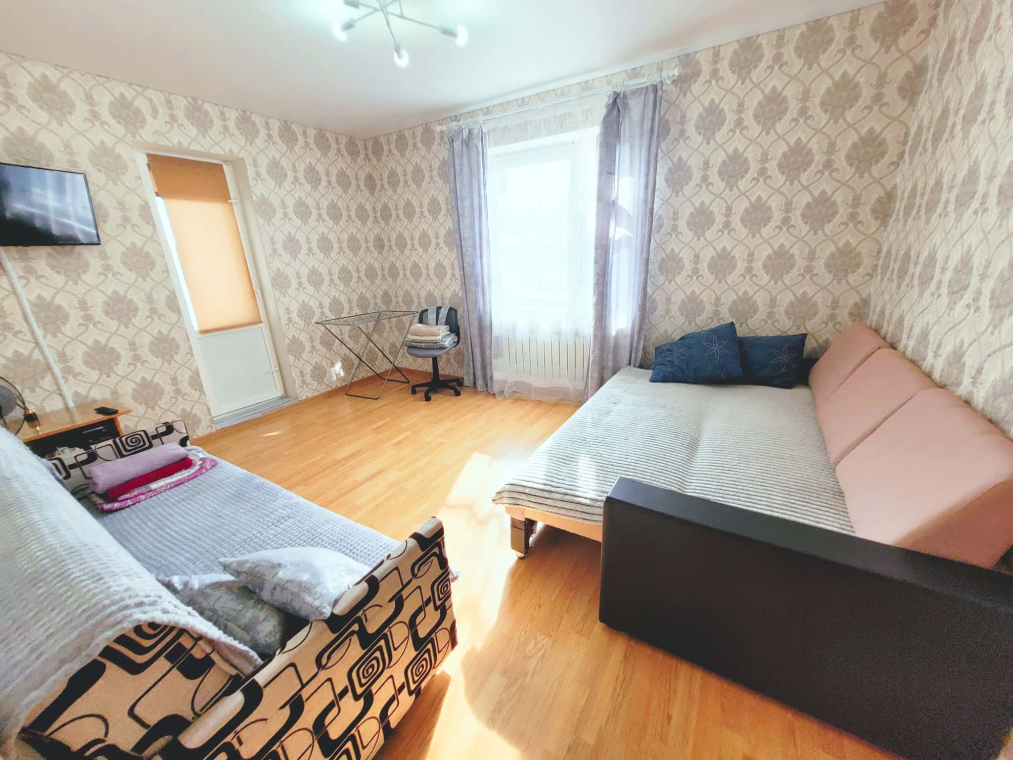 1-комнатная квартира посуточно, Белгород, ул. Шумилова, 10 2