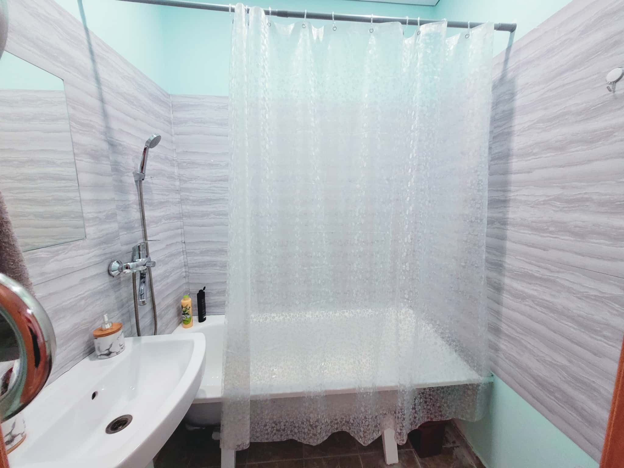 1-комнатная квартира посуточно, Белгород, ул. Шумилова, 10 6