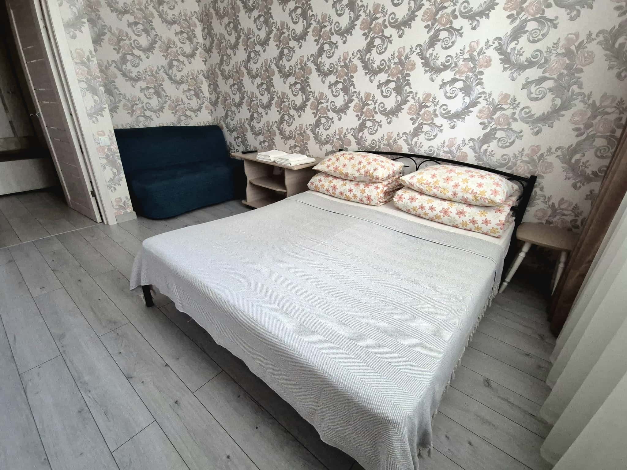 1-комнатная квартира посуточно, Тюмень, ул. Раушана Абдуллина, 2 4