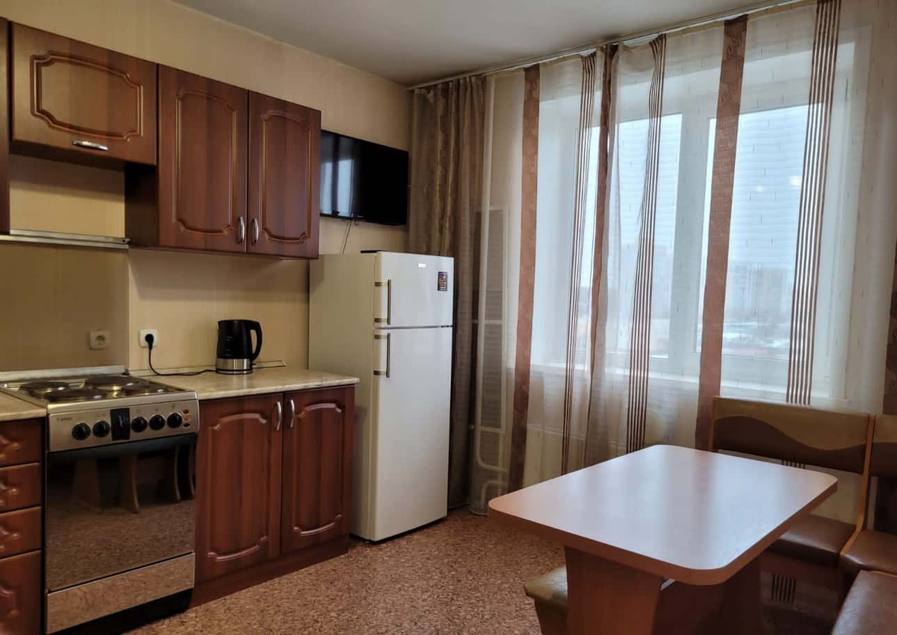 1-комнатная квартира посуточно, Новокузнецк, пр-кт Н.С. Ермакова, 36 10