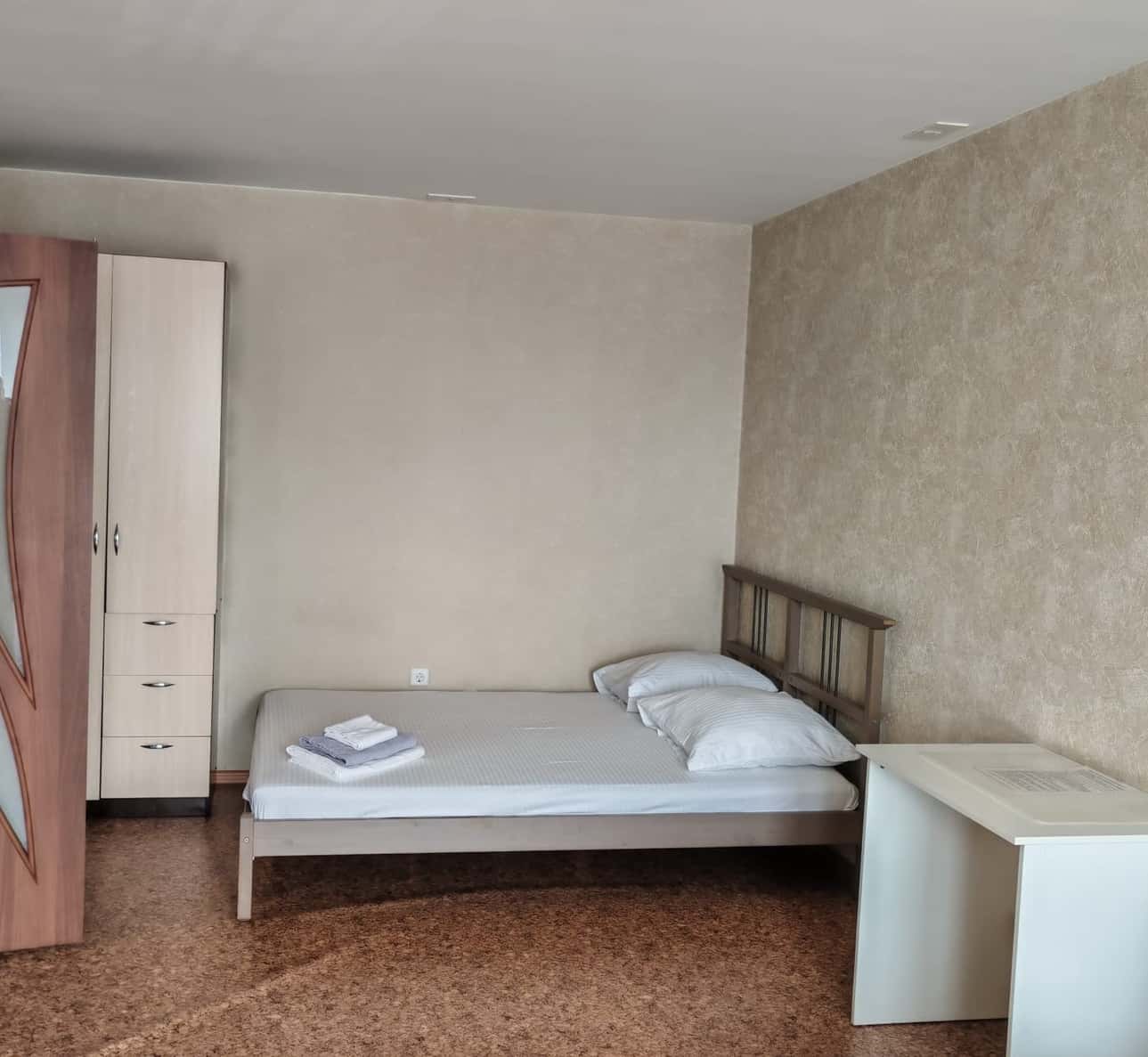 1-комнатная квартира посуточно, Новокузнецк, пр-кт Строителей, 90Б 5