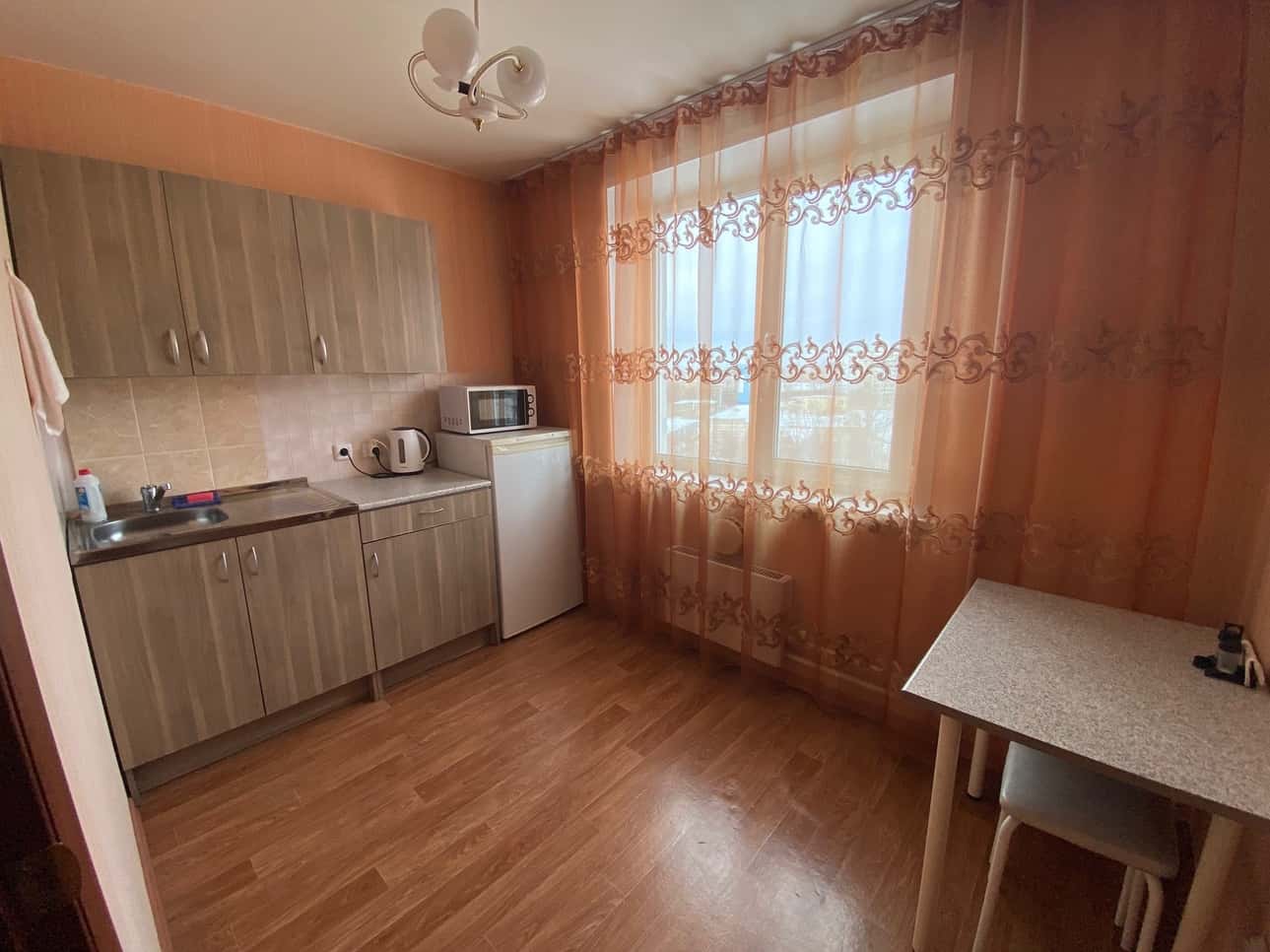 1-комнатная квартира посуточно, Новокузнецк, пр-кт Строителей, 90Б 10