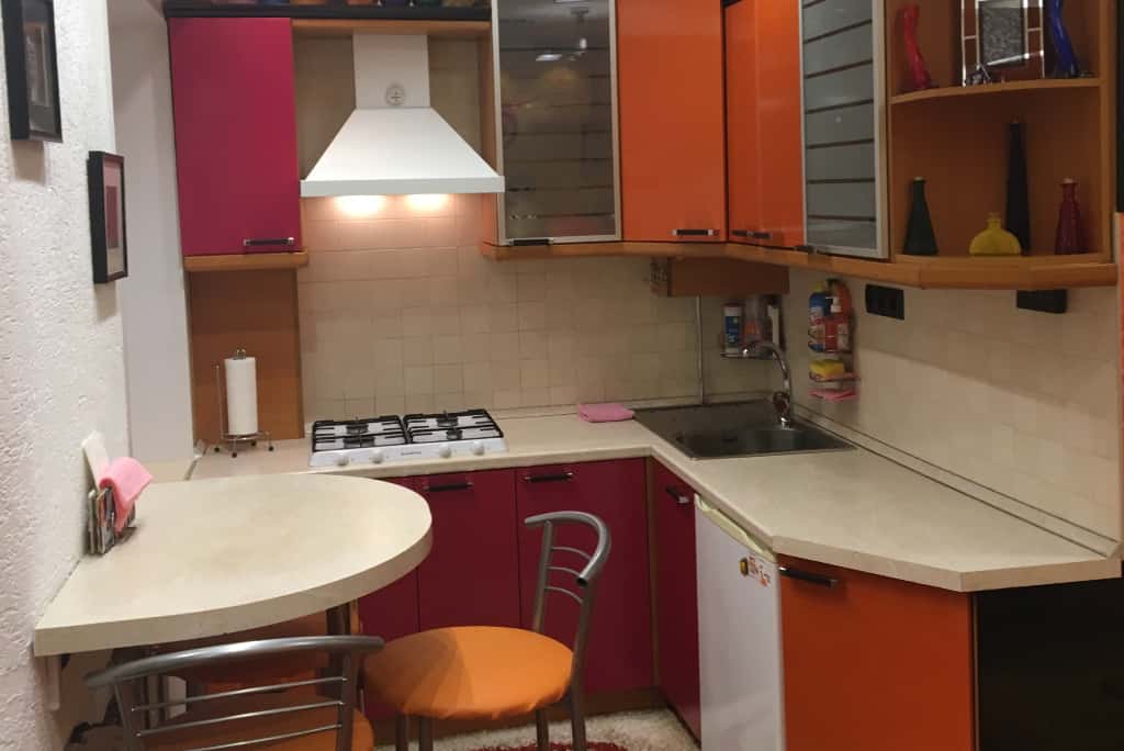 Квартира-студия посуточно, Керчь, ул. Гудованцева, 3 6