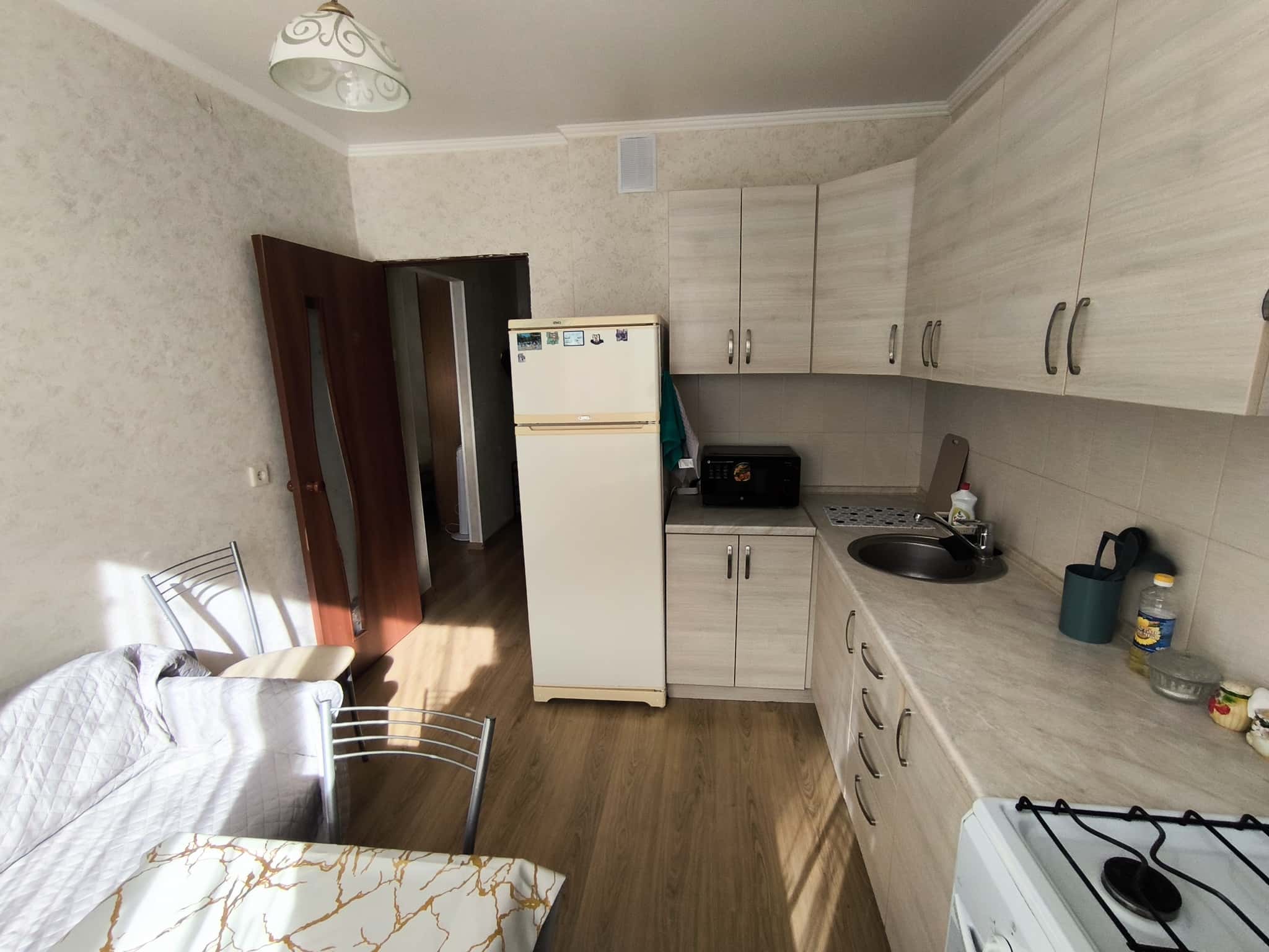 1-комнатная квартира посуточно, Таганрог, ул. Сызранова, 22 6