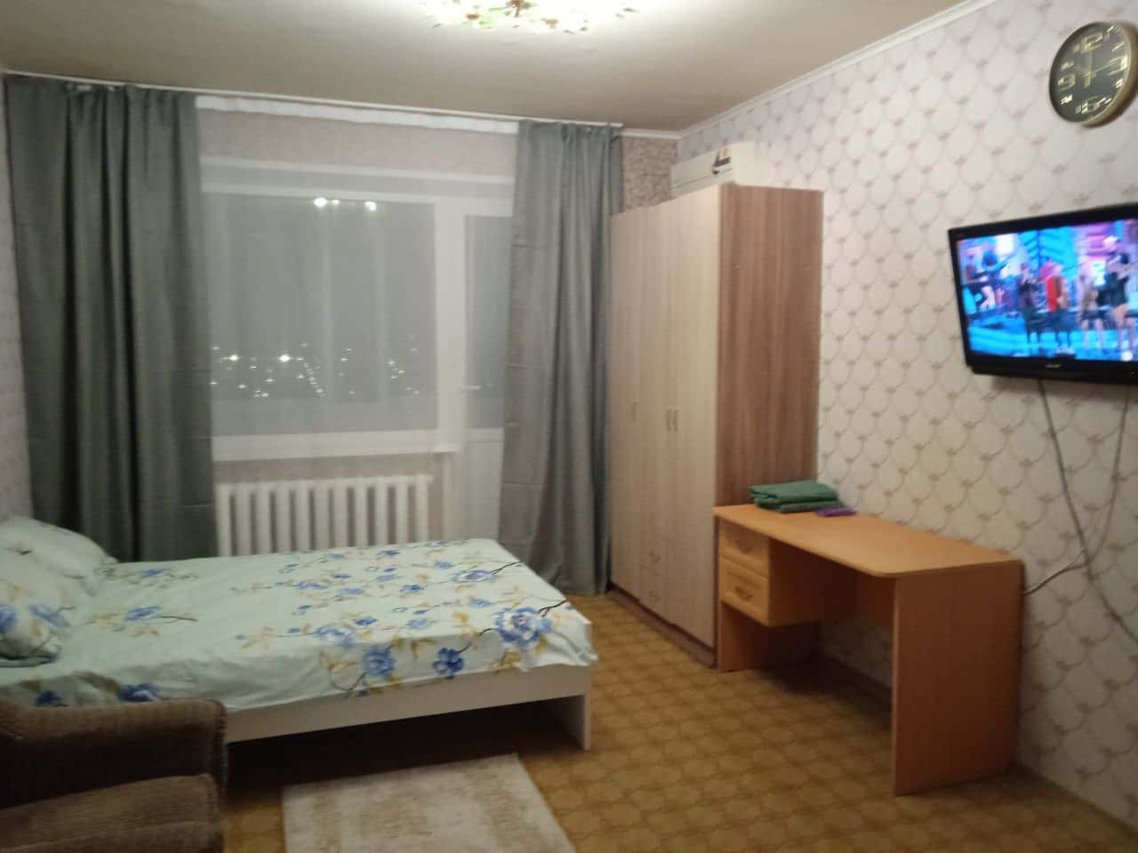 1-комнатная квартира посуточно, Таганрог, ул. Сергея Шило, 247 2