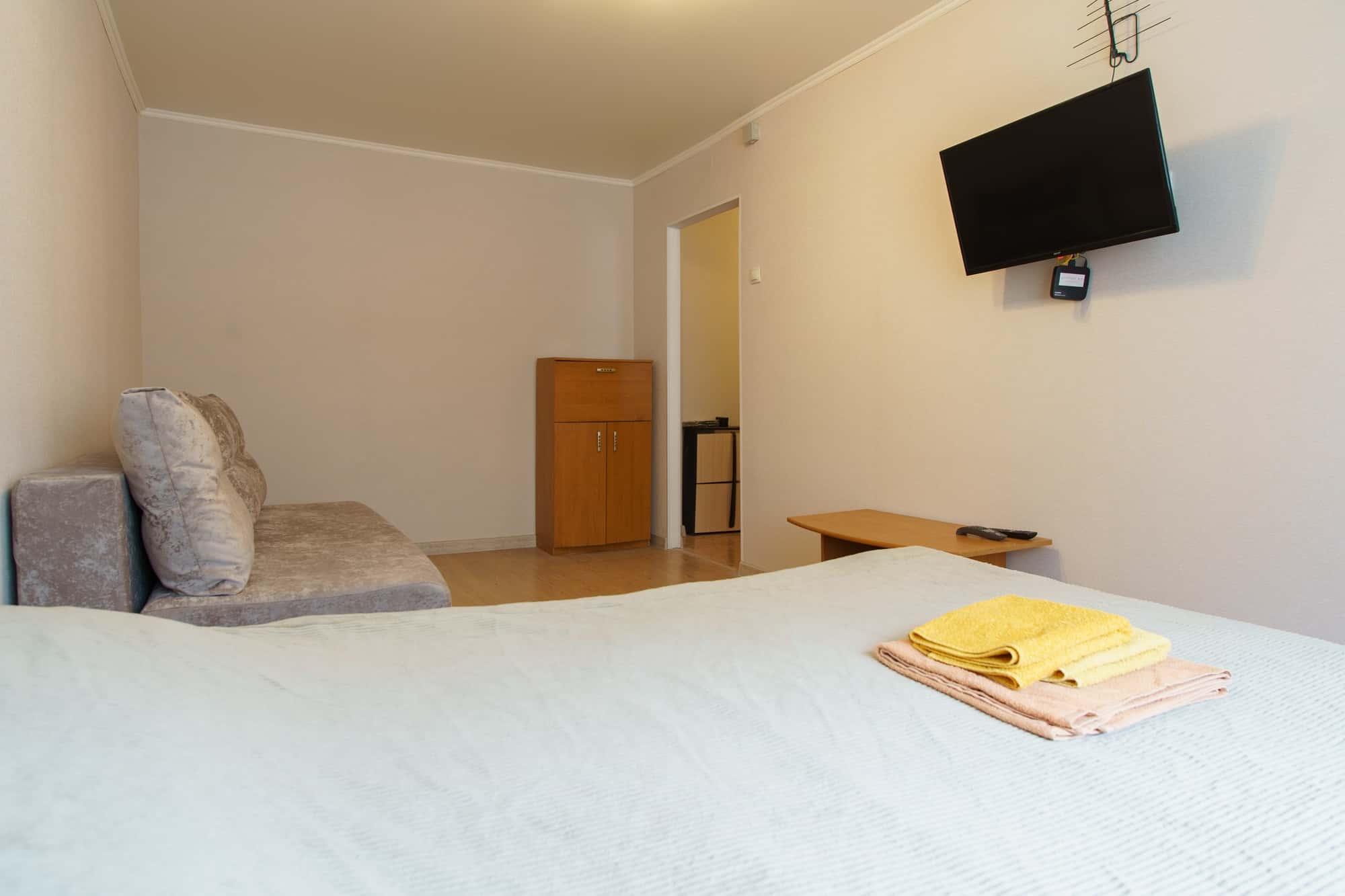 1-комнатная квартира посуточно, Калуга, Герцена д.29 кв.68 4