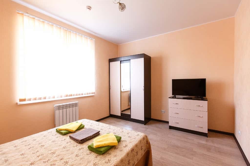 3-комнатная квартира посуточно, Калуга, Салтыкова-Щедрина пер. д.3 кв.21 4