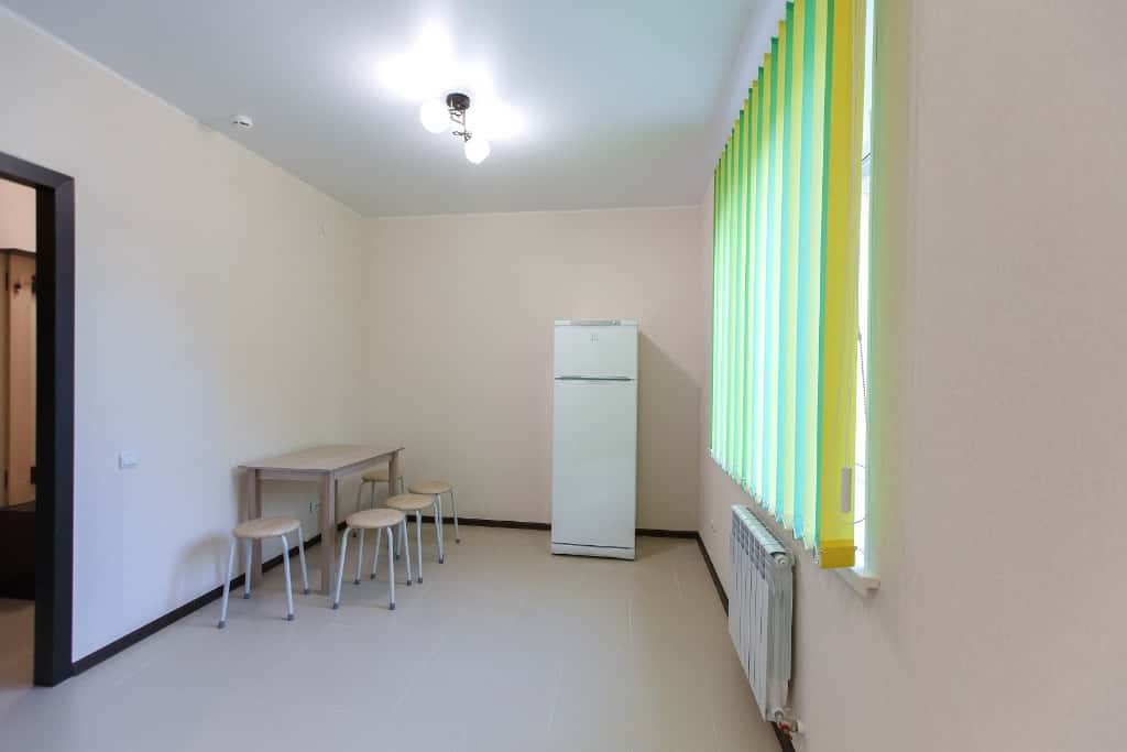 2-комнатная квартира посуточно, Калуга, Салтыкова-Щедрина пер. д.3 кв.22 10