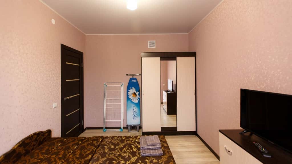 2-комнатная квартира посуточно, Калуга, Салтыкова-Щедрина пер. д.3 кв.23 8