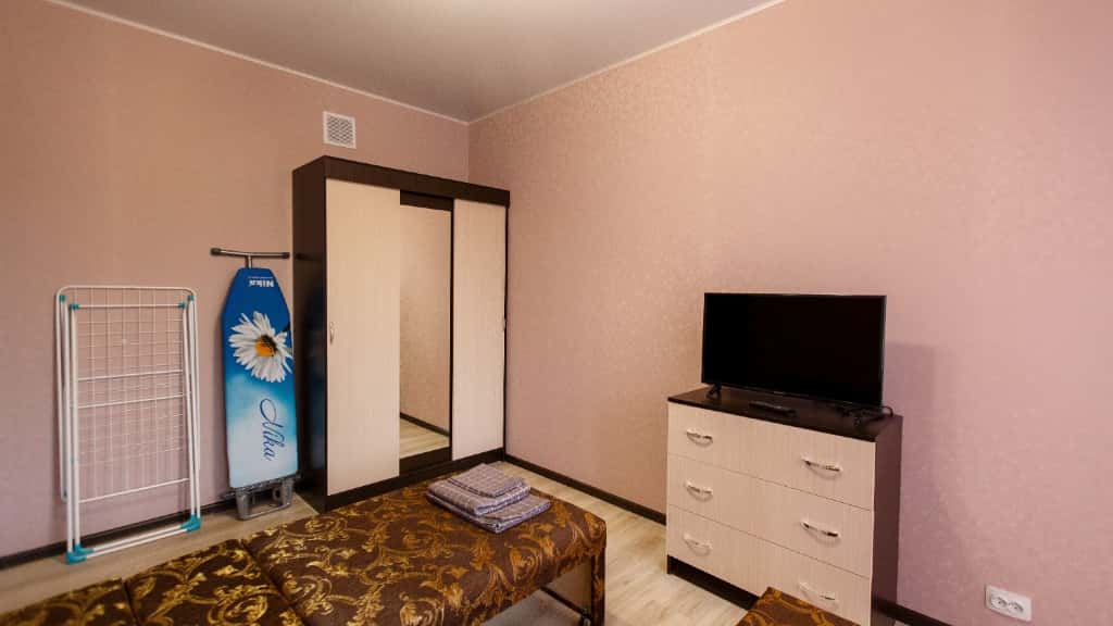 2-комнатная квартира посуточно, Калуга, Салтыкова-Щедрина пер. д.3 кв.23 7
