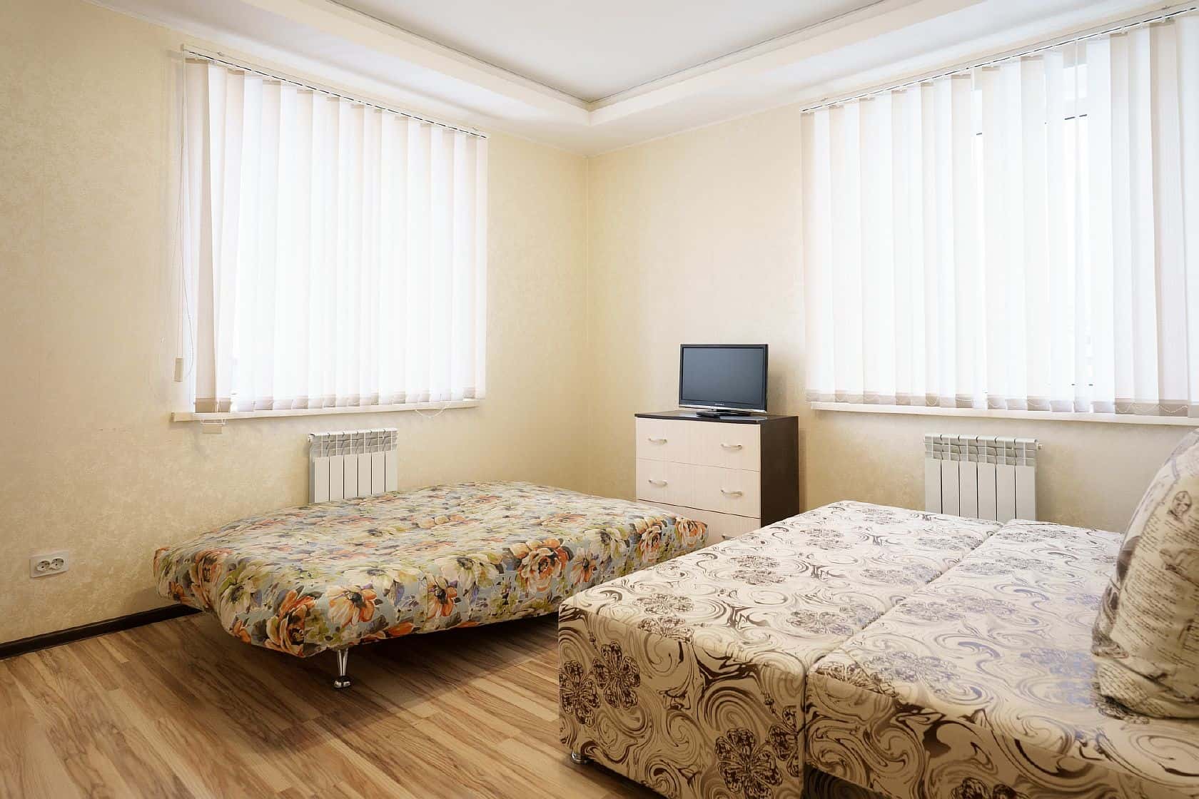 2-комнатная квартира посуточно, Калуга, Салтыкова-Щедрина пер. д.3 кв.32 4