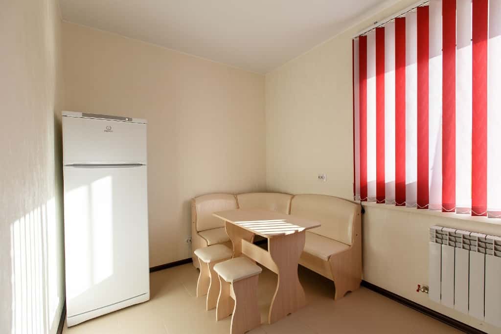 2-комнатная квартира посуточно, Калуга, Салтыкова-Щедрина пер. д.3 кв.33 12