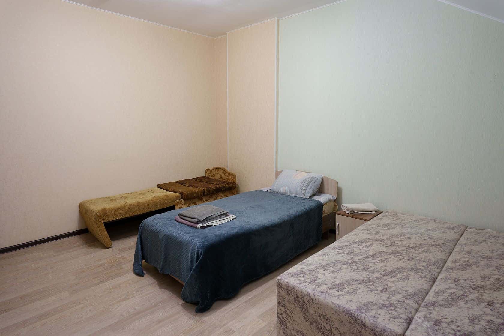3-комнатная квартира посуточно, Калуга, Салтыкова-Щедрина пер. д.3 кв.41 4