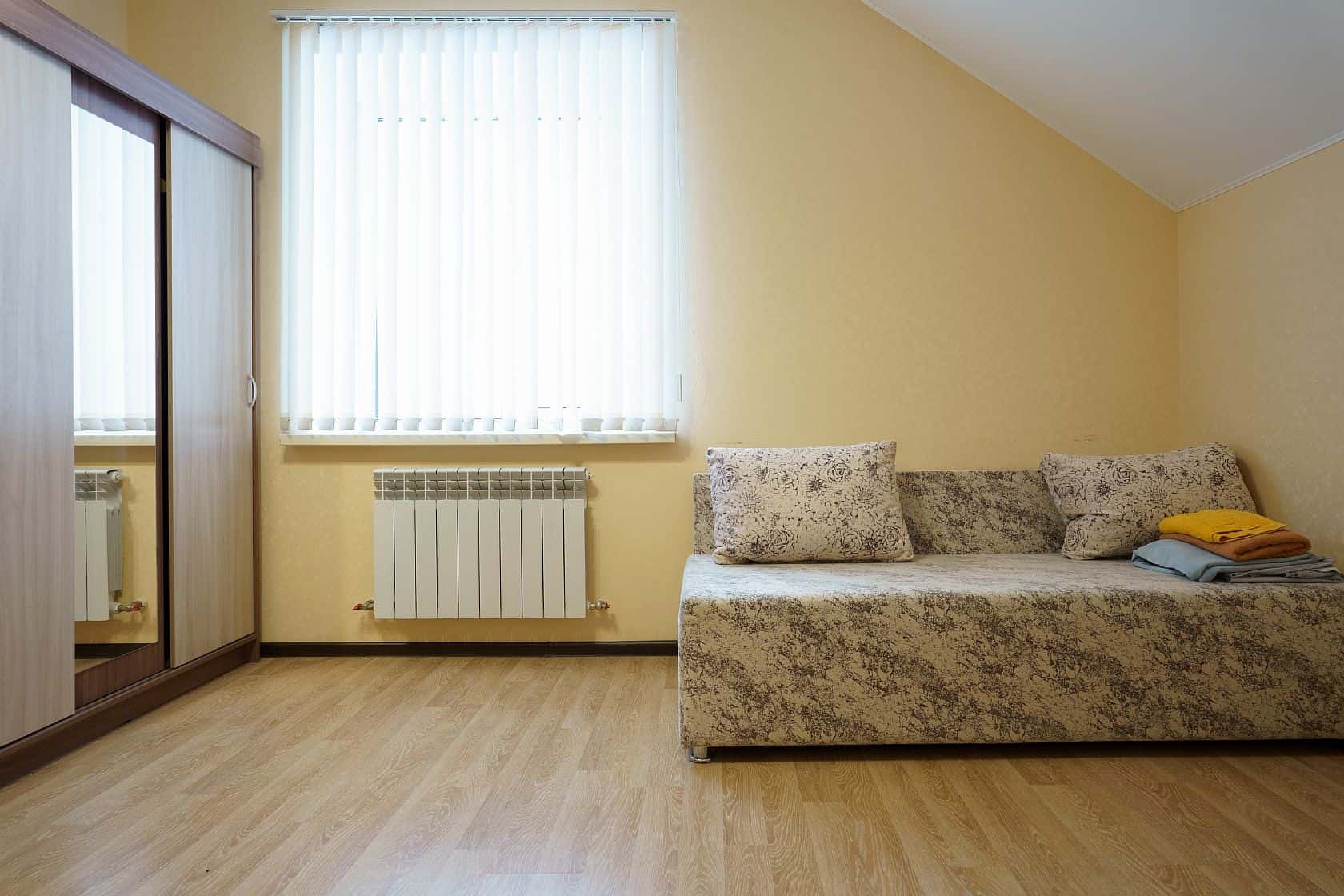 2-комнатная квартира посуточно, Калуга, Салтыкова-Щедрина пер. д.3 кв.42 4