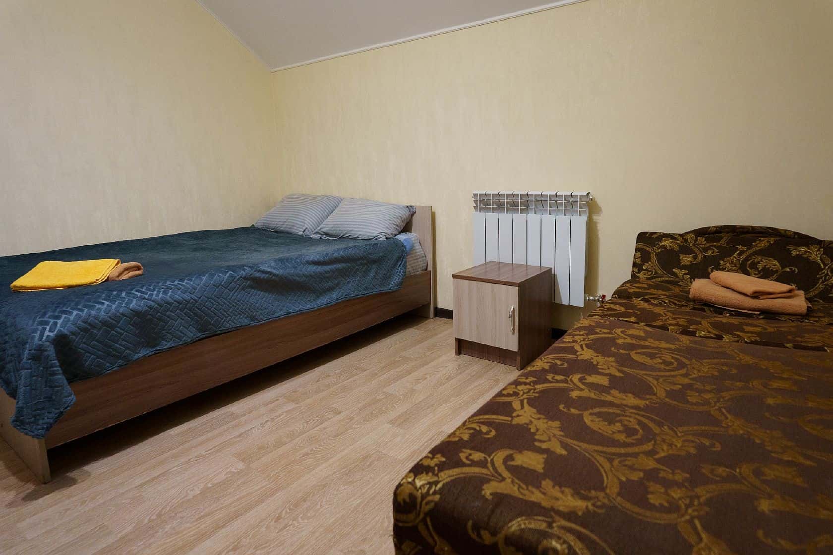 2-комнатная квартира посуточно, Калуга, Салтыкова-Щедрина пер. д.3 кв.42 12