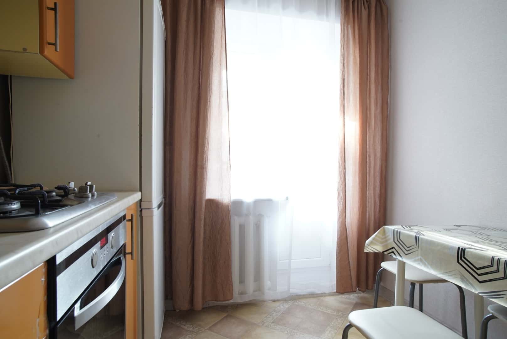 2-комнатная квартира посуточно, Калуга, улица Билибина, 21 3