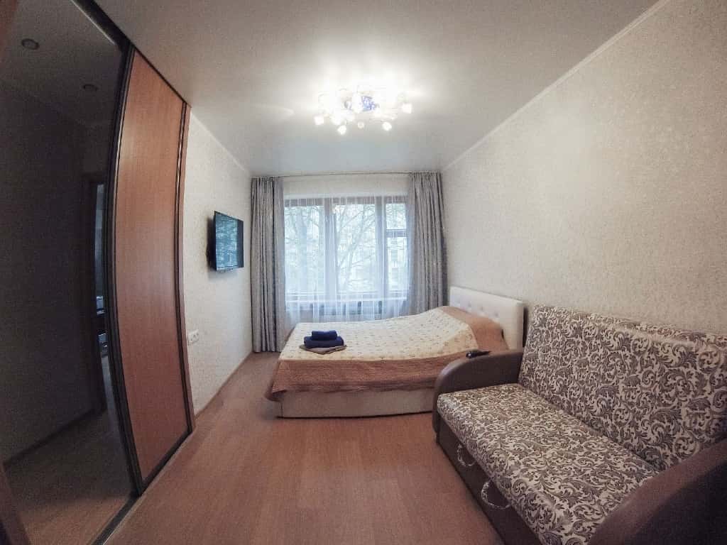 1-комнатная квартира посуточно, Калуга, улица Карла Либкнехта, 10 кв. 52 5