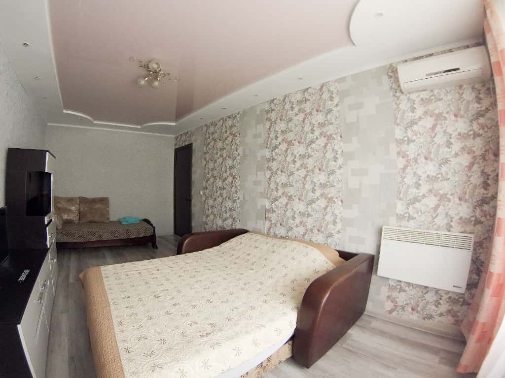 1-комнатная квартира посуточно, Калуга, улица Октябрьская, 2 кв. 64 4