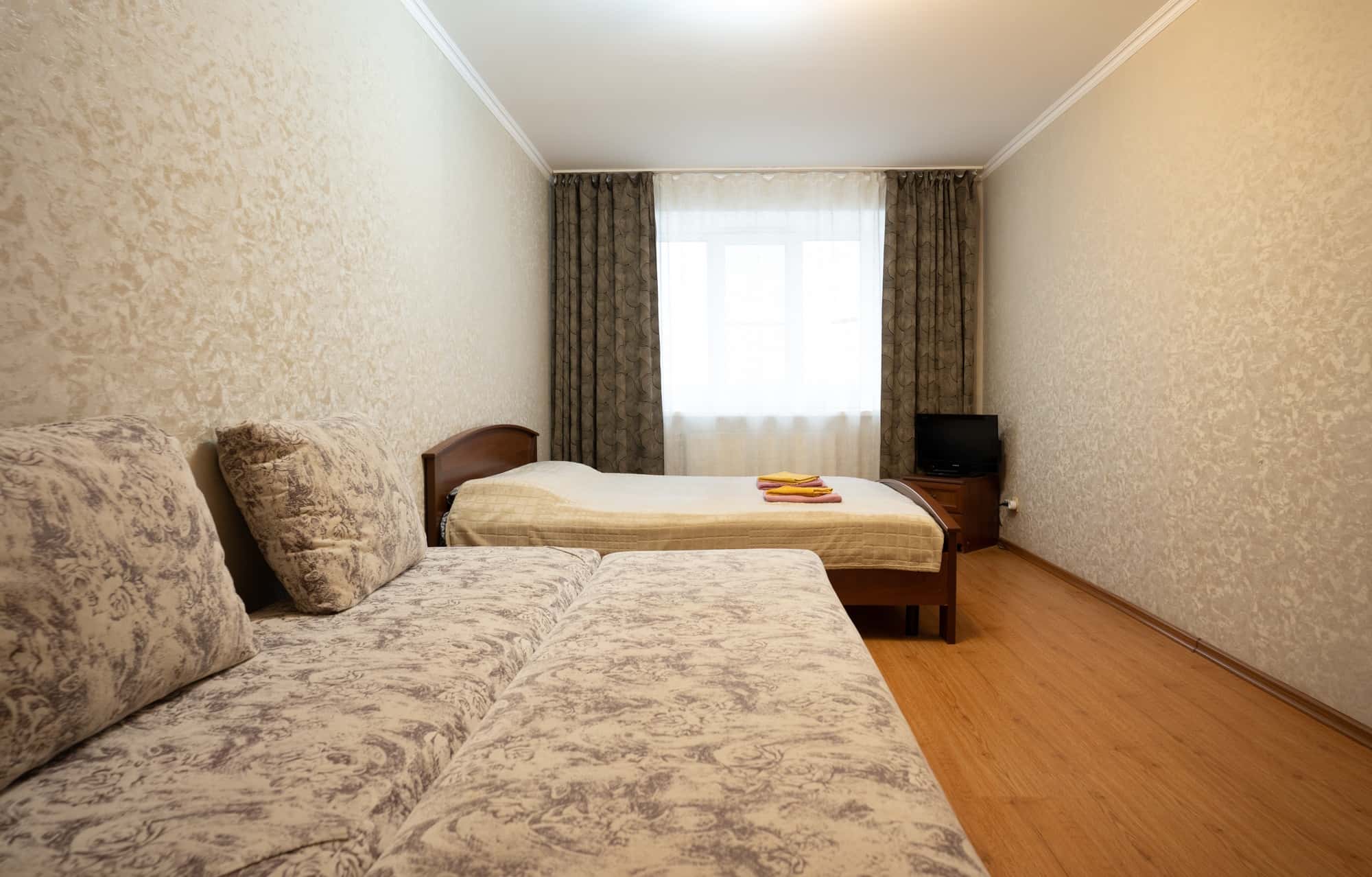 2-комнатная квартира посуточно, Калуга, улица Плеханова, 83 кв. 12 9