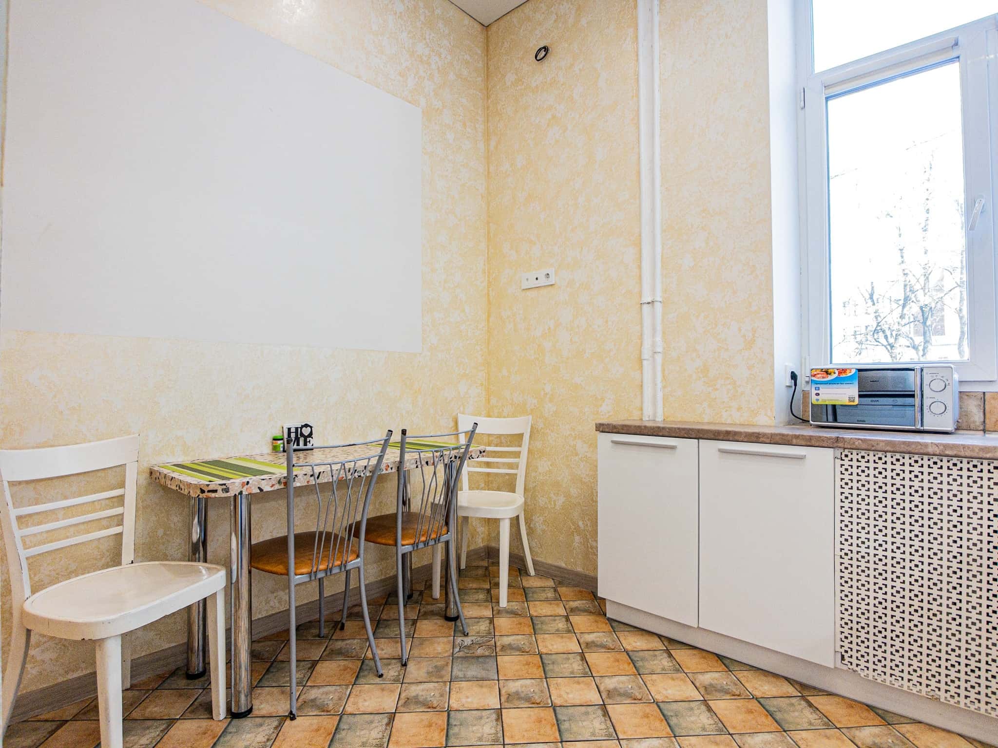 2-комнатная квартира посуточно, Смоленск, Коммунистическая ул., 5 13