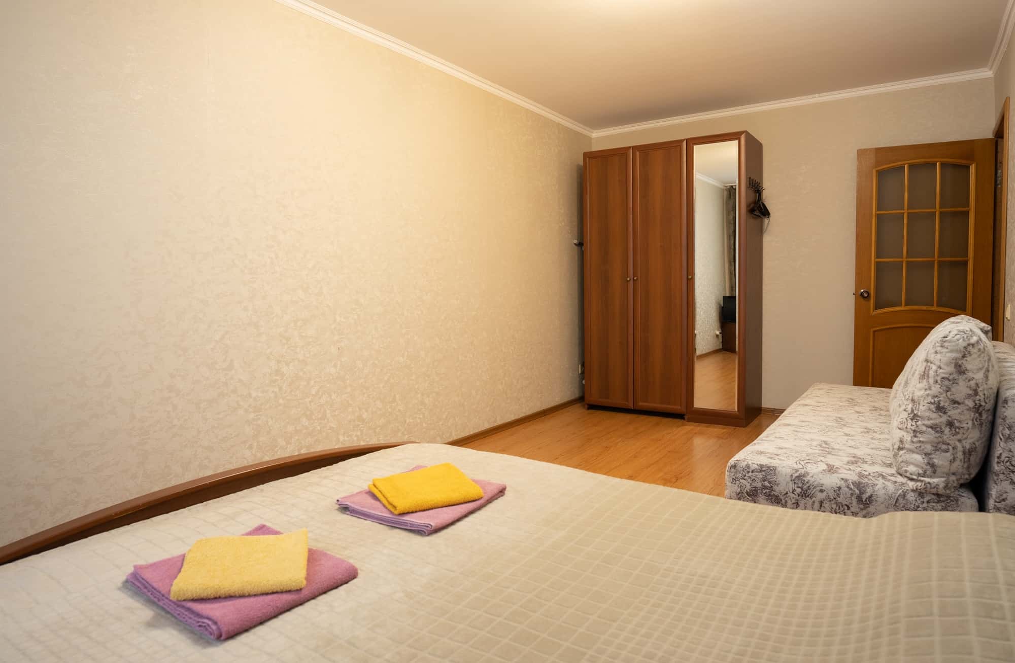 2-комнатная квартира посуточно, Калуга, улица Плеханова, 83 кв. 12 11