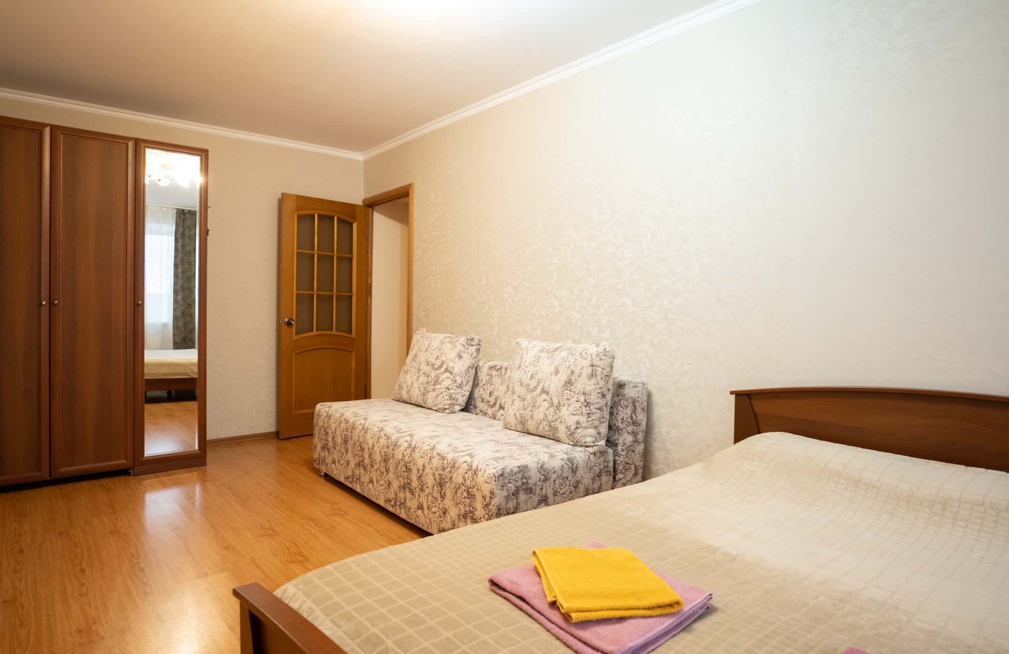 2-комнатная квартира посуточно, Калуга, улица Плеханова, 83 кв. 12 12