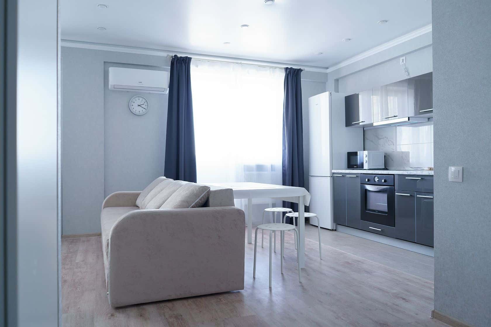 Квартира-студия посуточно, Калуга, улица Пухова, 56 кв. 233 9