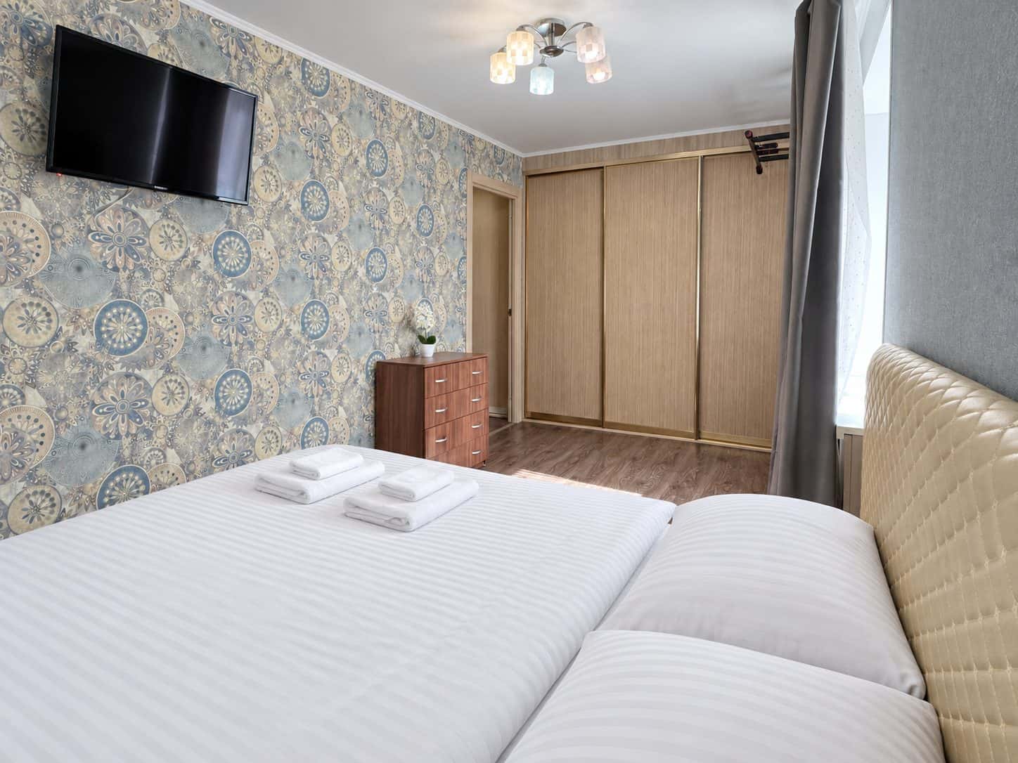 2-комнатная квартира посуточно, Калуга, улица Тульская, 6 кв. 10 3