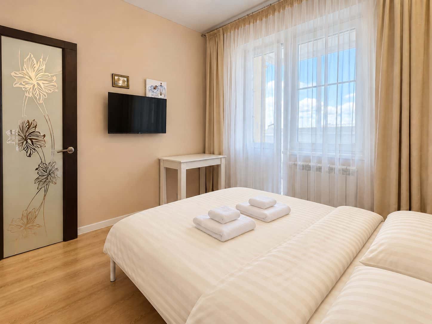 2-комнатная квартира посуточно, Калуга, улица Фомушина, 6 2