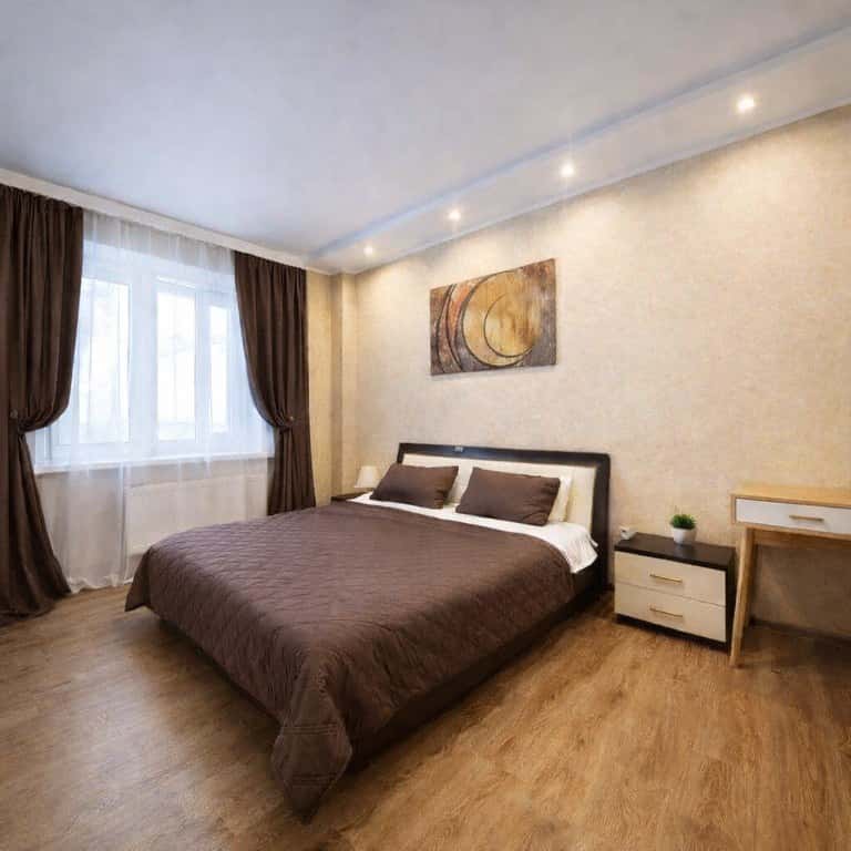1-комнатная квартира посуточно, Сургут, ул. Ивана Захарова, 4 2