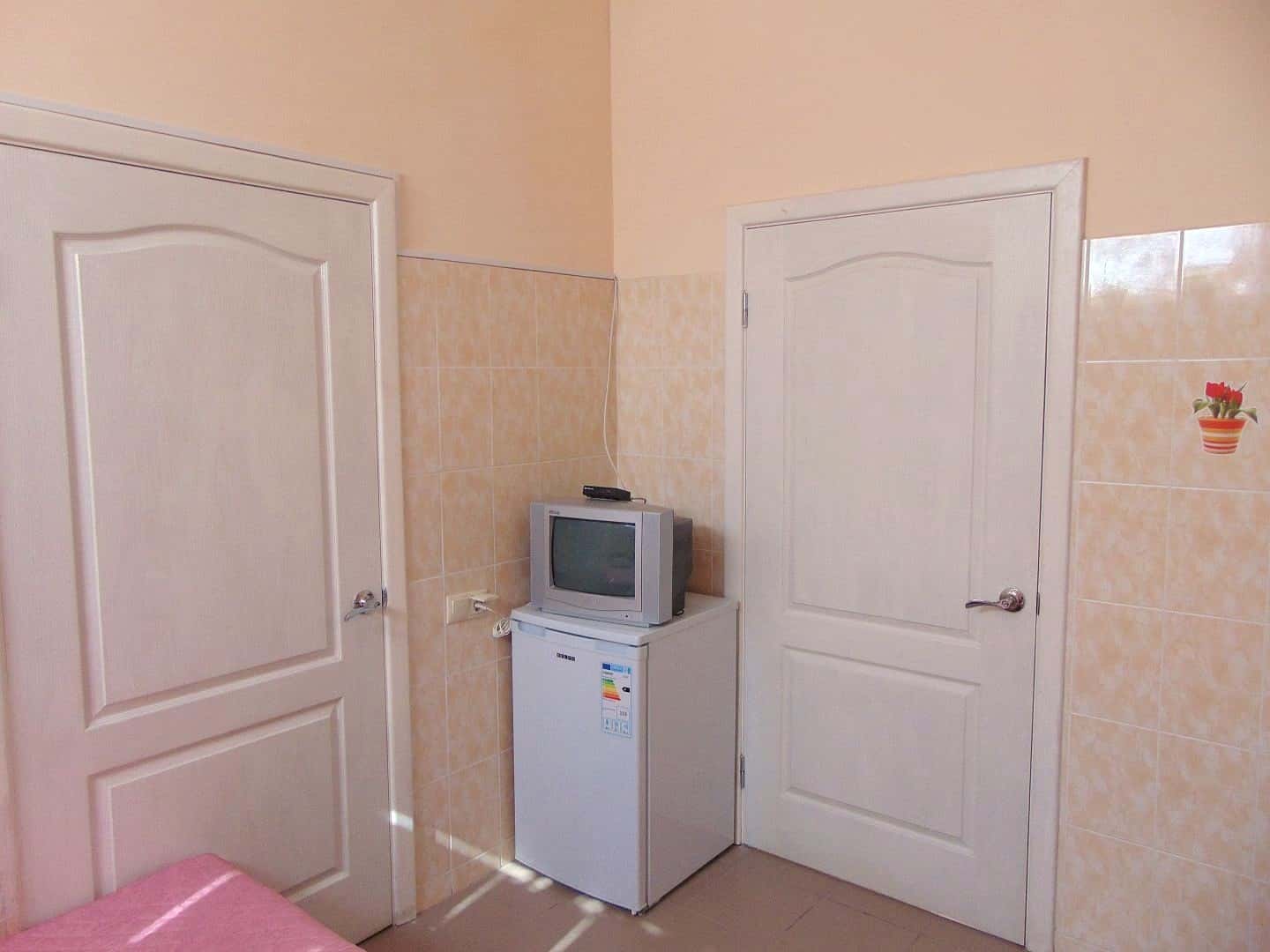 Квартира-студия посуточно, Новый Свет, Республика Крым, Шаляпина 16В 11