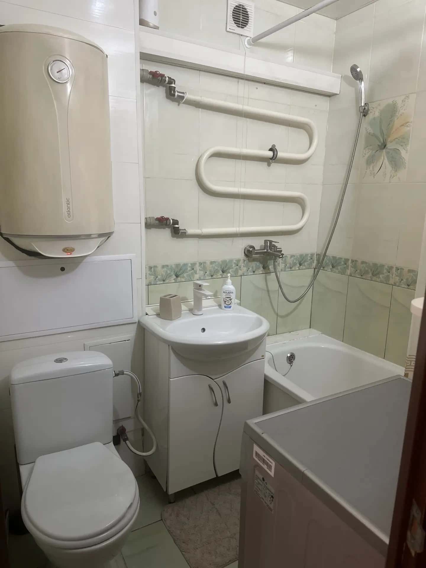 2-комнатная квартира посуточно, Мариуполь, ул. Сеченова, 61 7