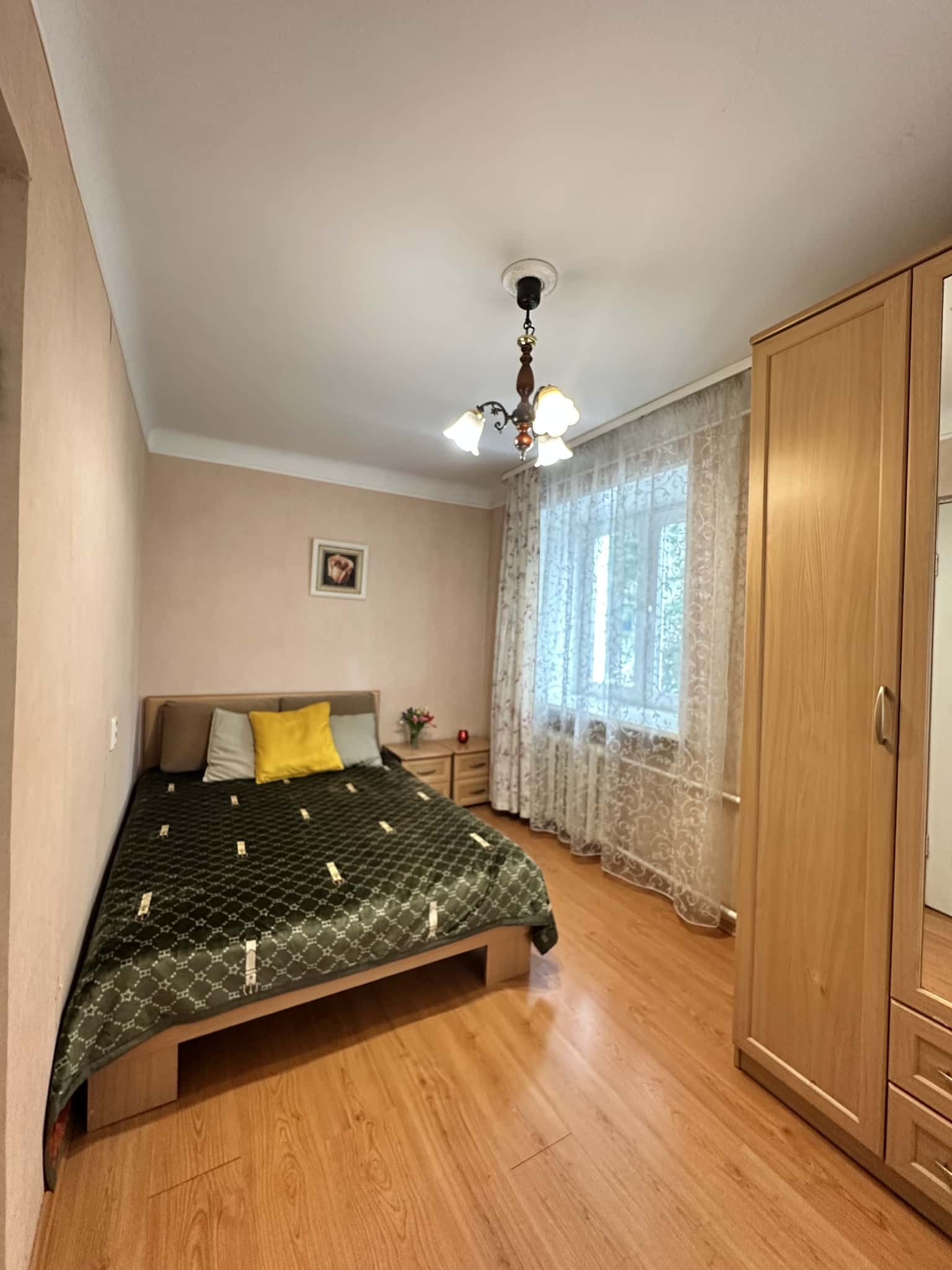 2-комнатная квартира посуточно, Уфа, пр-т Октября, 126/6 3