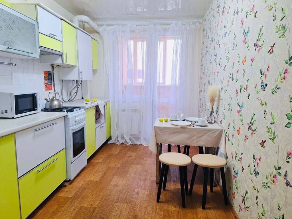 1-комнатная квартира посуточно в Чебоксарах, ул. Пирогова, 1к4 5