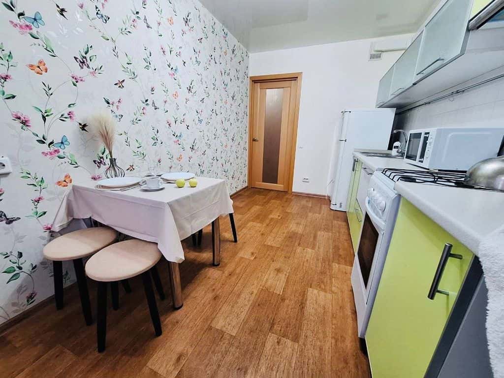 1-комнатная квартира посуточно в Чебоксарах, ул. Пирогова, 1к4 7