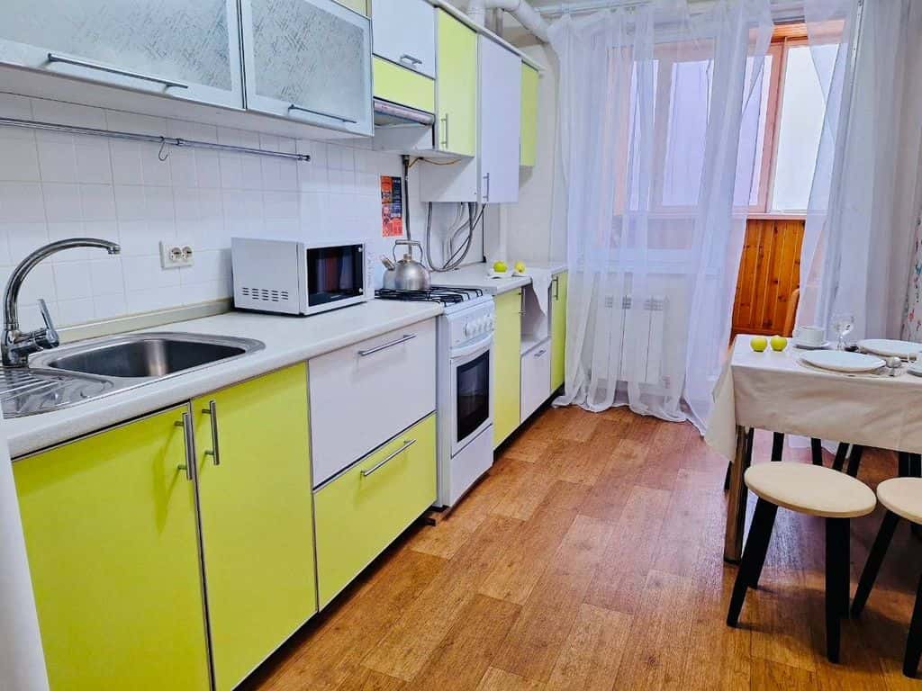1-комнатная квартира посуточно в Чебоксарах, ул. Пирогова, 1к4 8