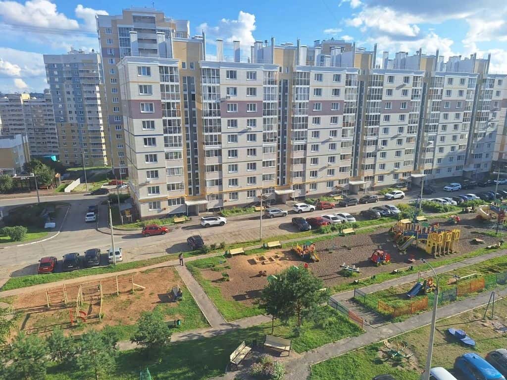 1-комнатная квартира посуточно в Чебоксарах, ул. Пирогова, 1к4 7