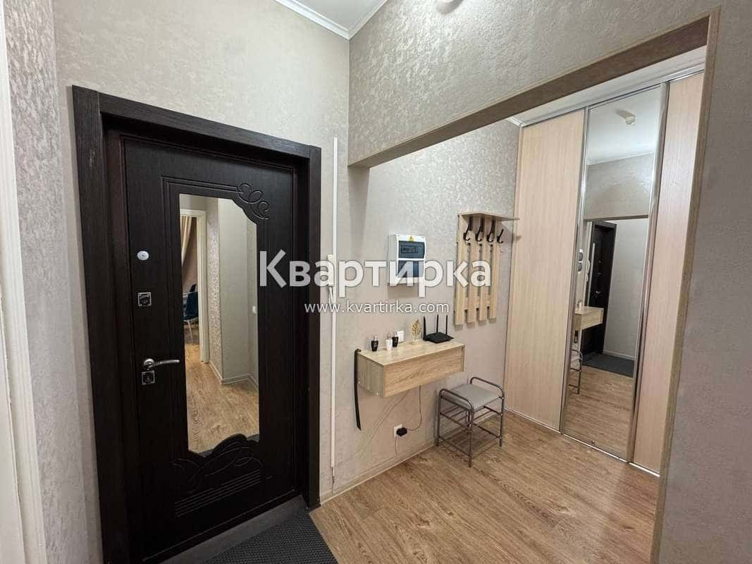 1-комнатная квартира посуточно, Нижневартовск, ул. Московкина, 4 11