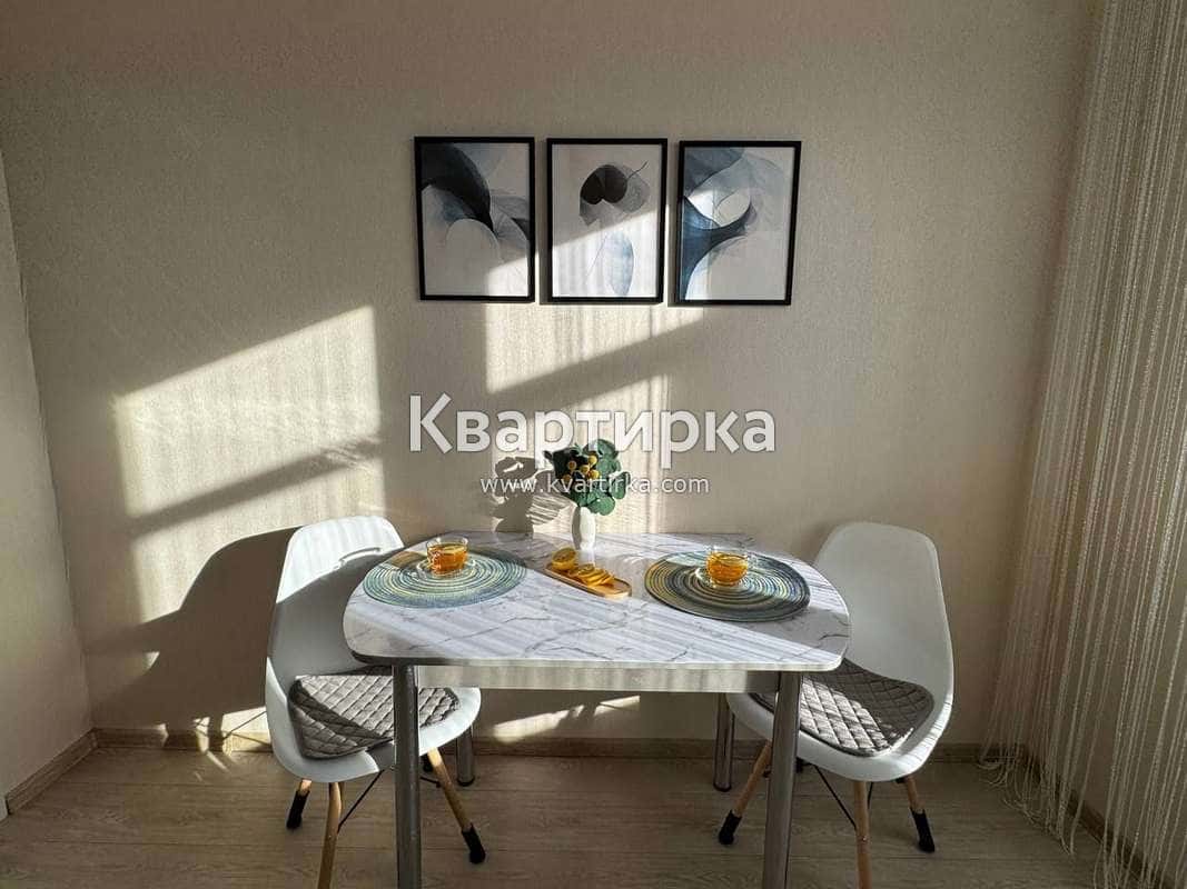 1-комнатная квартира посуточно, Нижневартовск, ул. Строителей, 16А 8