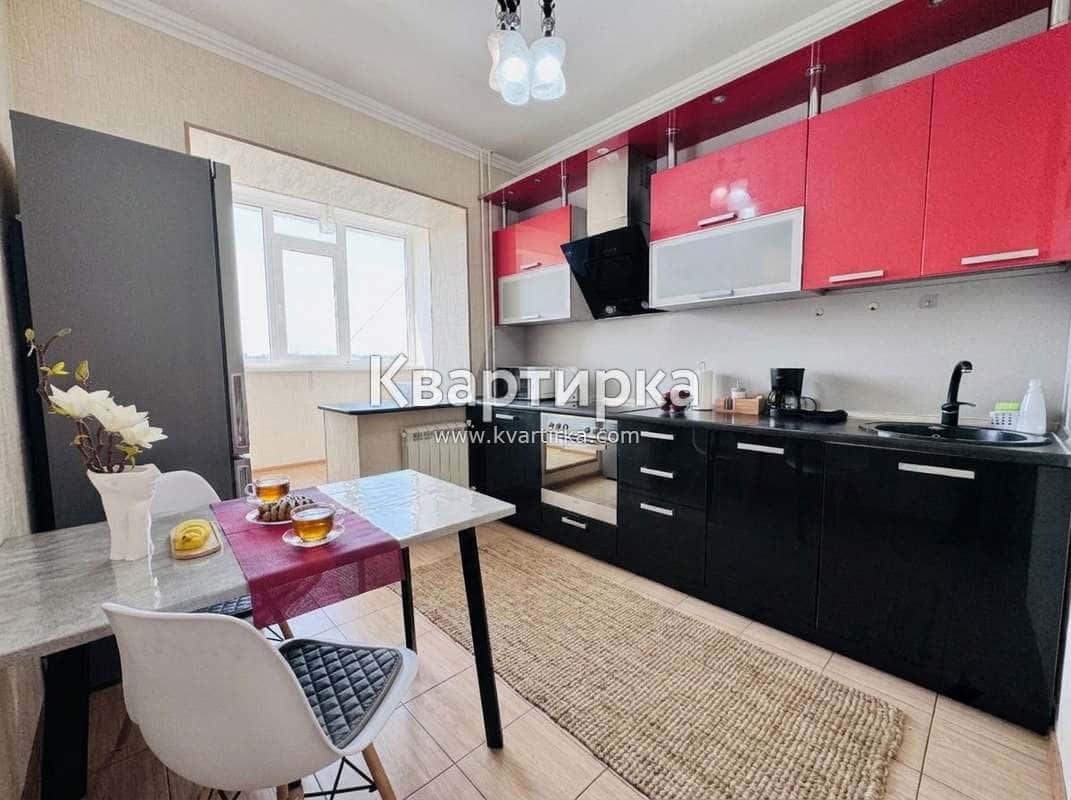 1-комнатная квартира посуточно, Нижневартовск, ул. Ханты-Мансийская, 27 4