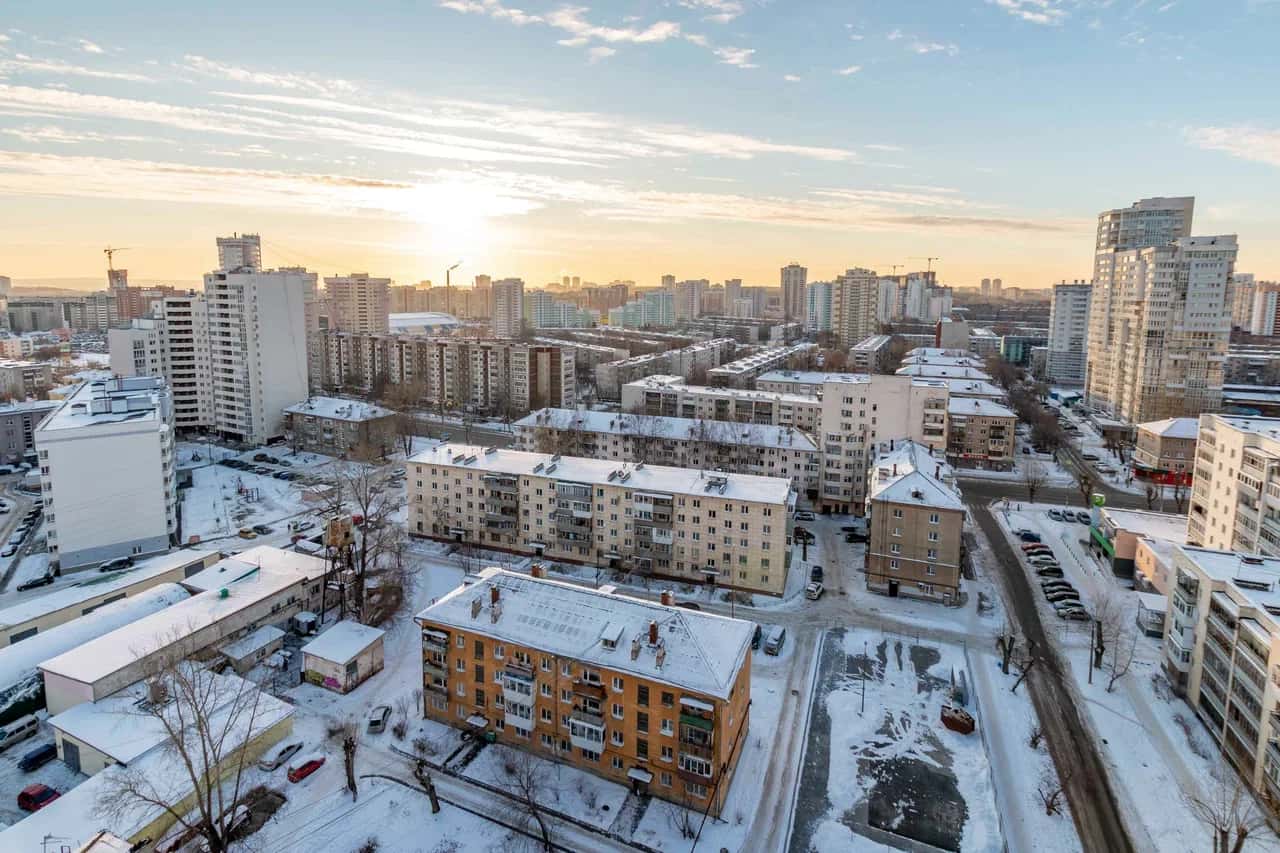 Снять квартиру-студию в Екатеринбурге у метро Чкаловская посуточно 12