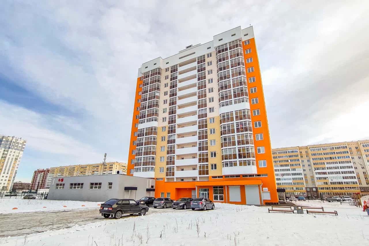 Снять студию в Екатеринбурге у Кольцово и Экспо-центра Посуточно 12