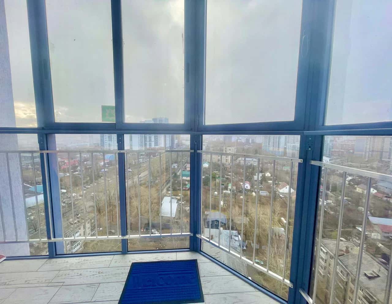 Аренда Квартиры-студии в Екатеринбурге, мкр. Втузгородок, рядом с ТРК «КомсоМОЛЛ» Посуточно 4