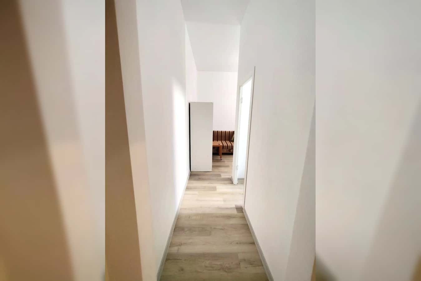 1-комн. квартира посуточно, 28 м2, этаж 1 из 2 5